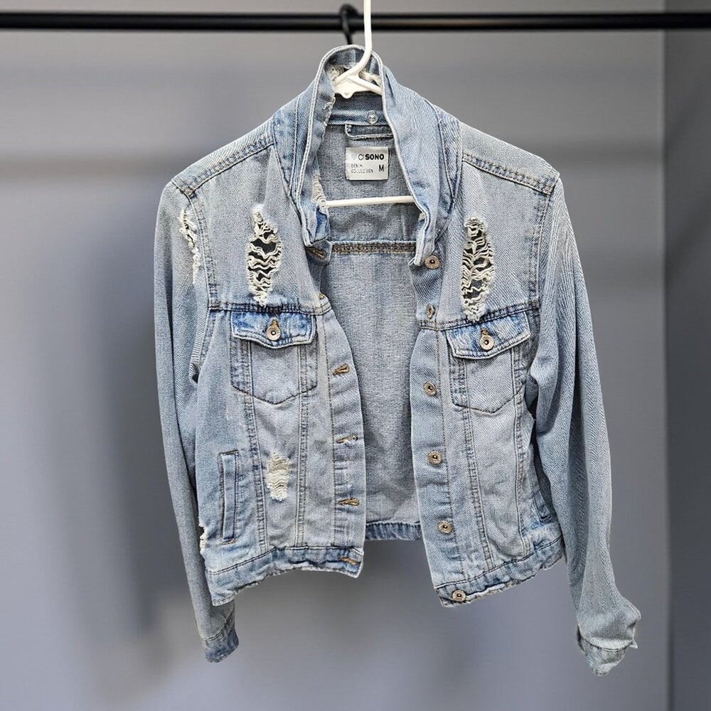 Ci Sono Denim Collection Distressed Light Wash Jean Jacket Womens Medium Ripped